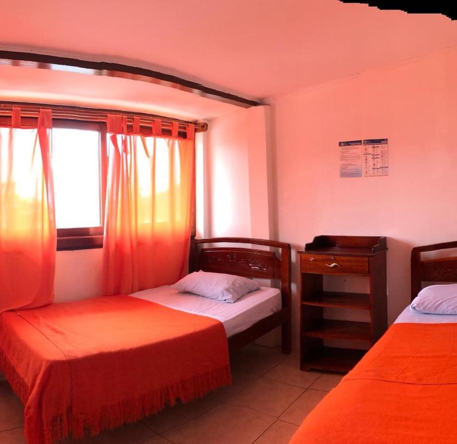 Hostal Pakaloro Монтаньита Экстерьер фото