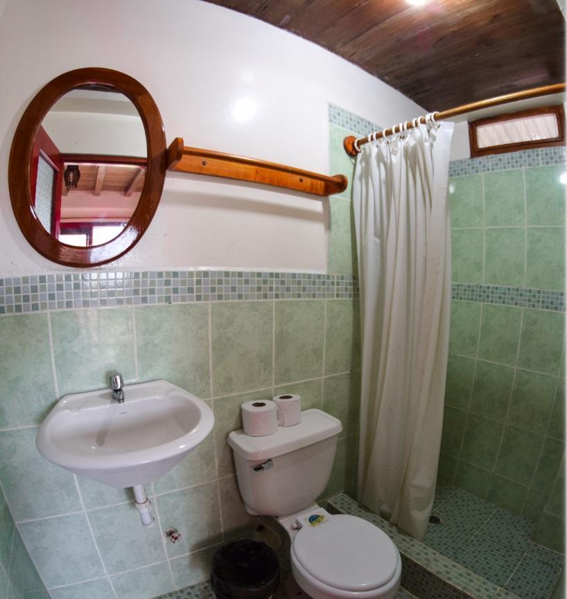 Hostal Pakaloro Монтаньита Экстерьер фото