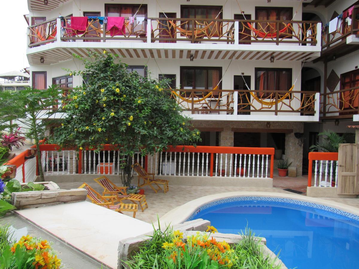 Hostal Pakaloro Монтаньита Экстерьер фото