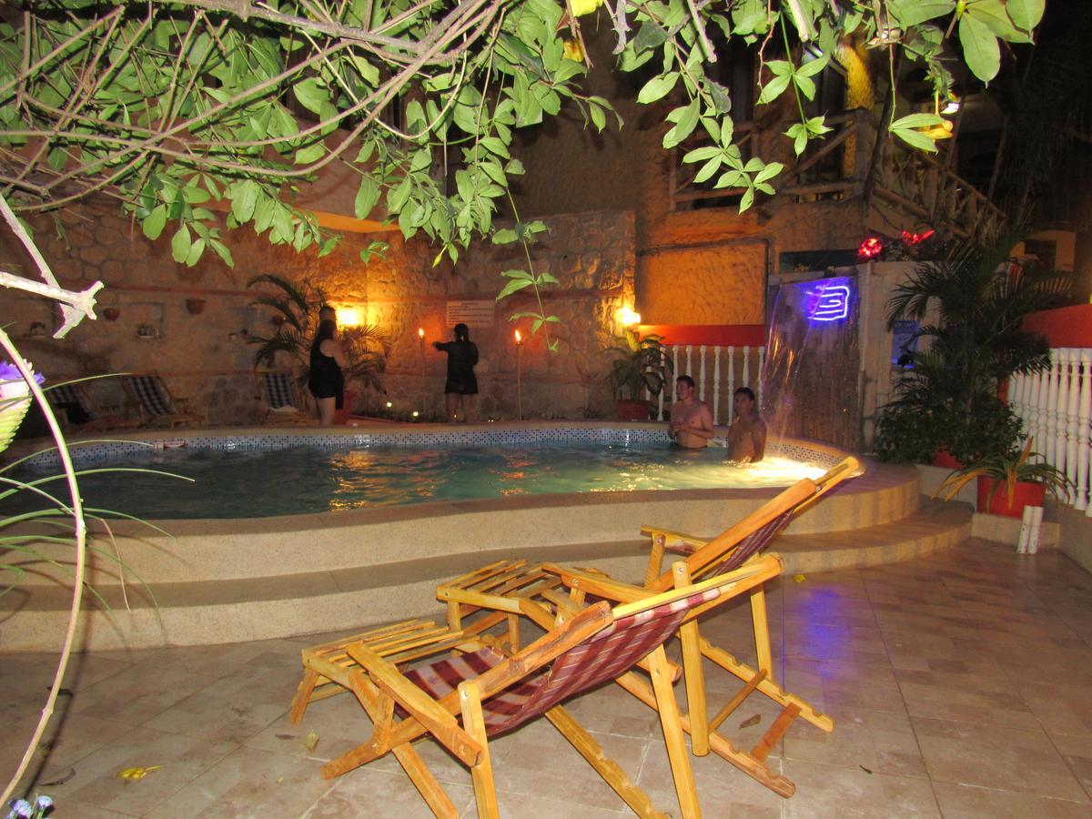 Hostal Pakaloro Монтаньита Экстерьер фото